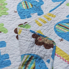 Load image into Gallery viewer, Lion Elephant Animals Baby Toddler Quilt Coverlet