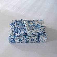 Load image into Gallery viewer, Moroccan Traditional Pattern Breathable Blue Microfiber Bedding Duvet Cover Set